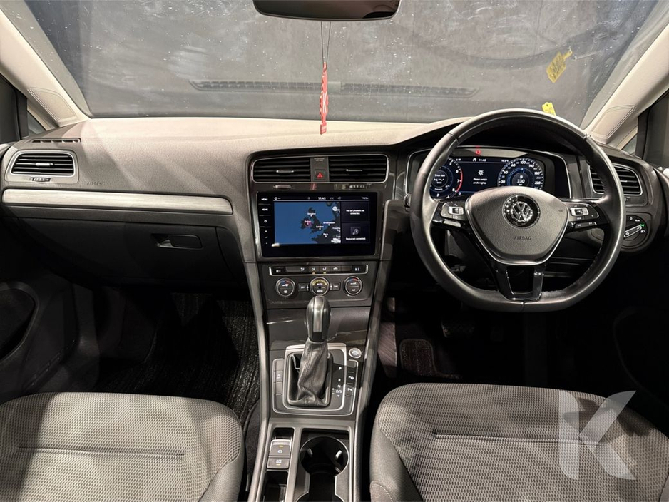 2020 Volkswagen Golf ESTATE AUTOMATIC 1.2L TSI - REVERSE CAMERA - UPGRADED ALLOY WHEELS - PADDLE SHIFT - DIGITAL DASH - CRUISE CONTROL - A/C HEATING CONTROLS €20,950