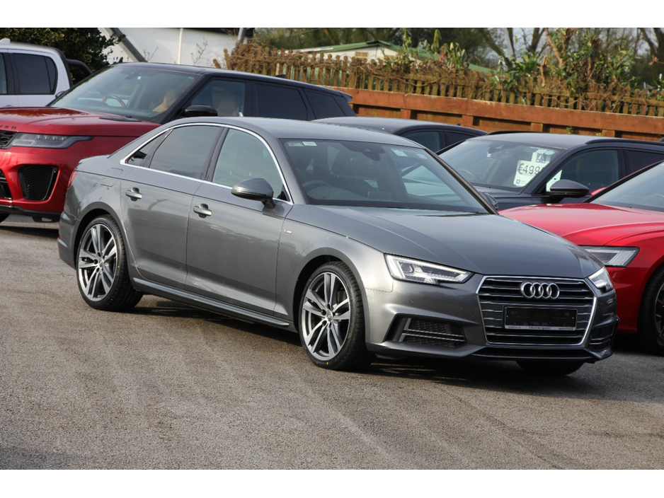 2016 Audi A4 - image 12
