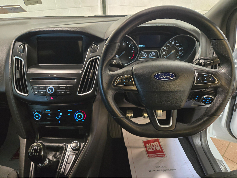 2016 Ford Focus 1.5 TDCI ST-LINE 120PS 5 5DR €10,250