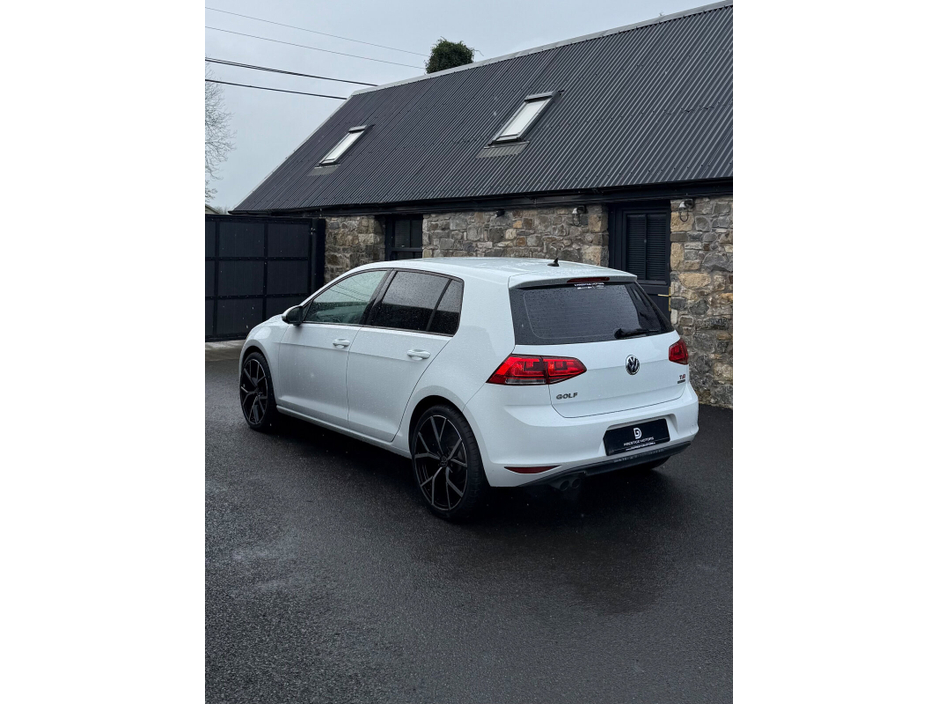 2014 Volkswagen Golf 1.4 TSI 5DR 150HP Highline €12,995