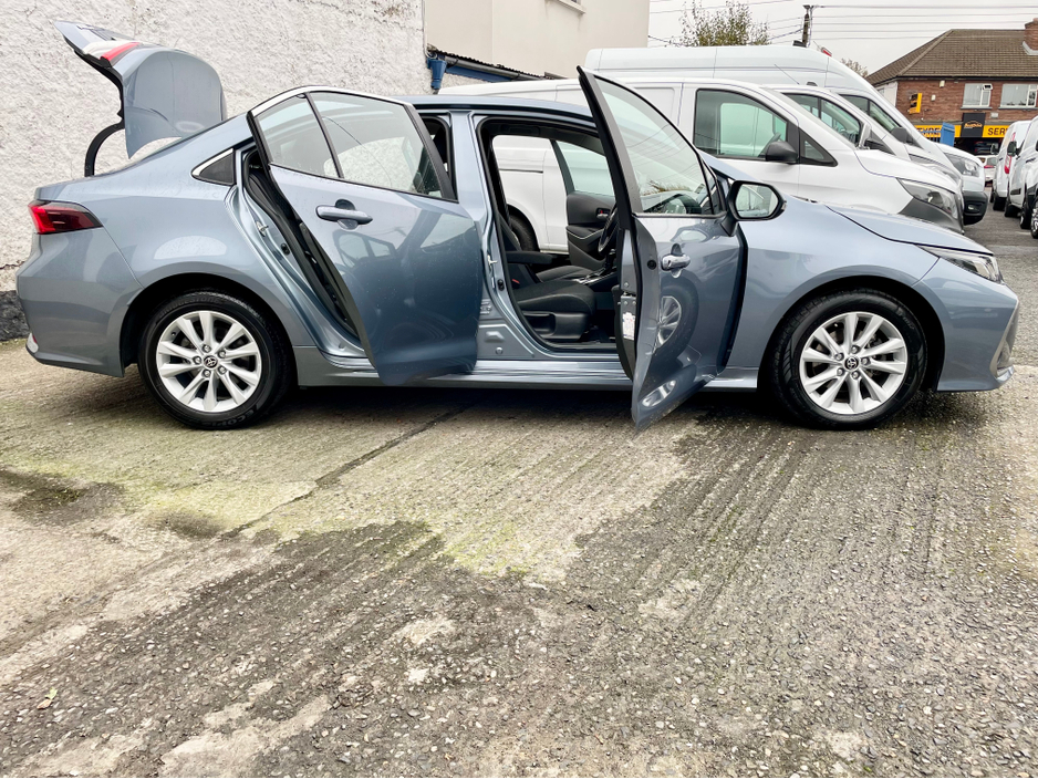 2024 Toyota Corolla LUNA SALOON 4DR AUTO 1.8 PETROL/ELECTRIC SELF CHARGING HYBRID €27,950