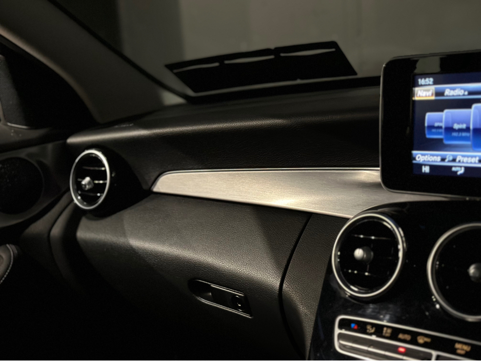 2016 Mercedes-Benz C Class - image 27