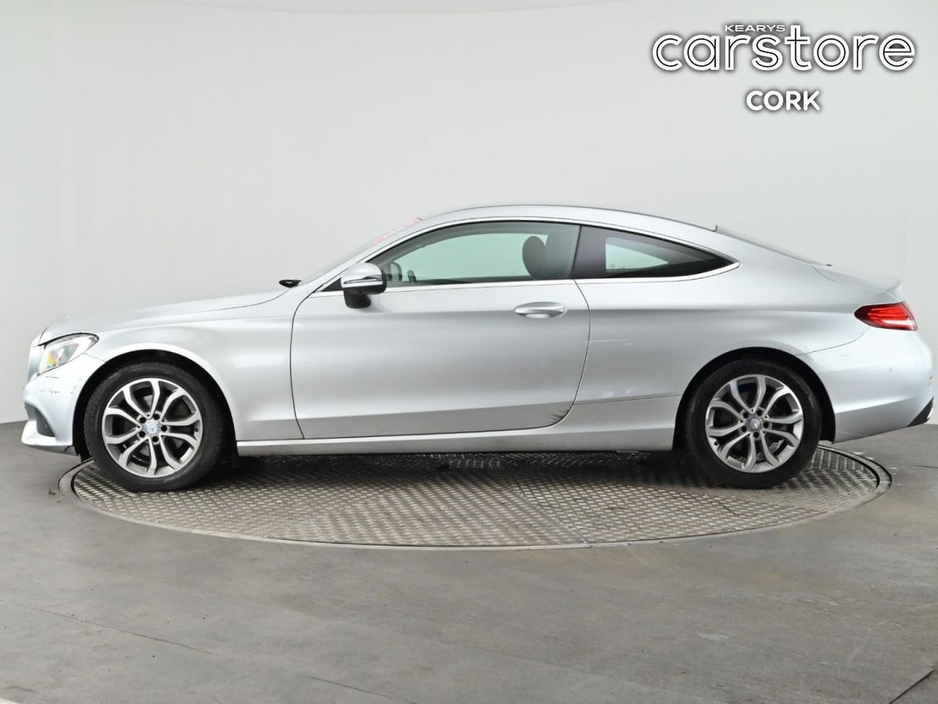 2016 Mercedes-Benz C Class - image 6