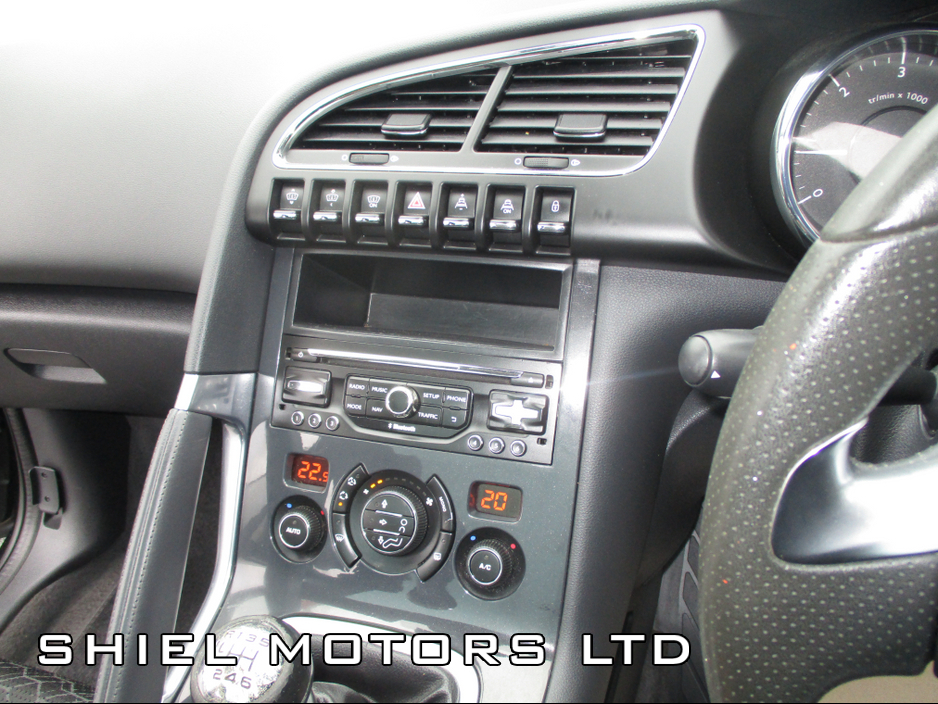 2014 Peugeot 3008 - image 20