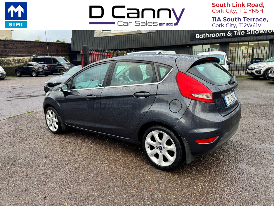 2010 Ford Fiesta TITANIUM 1.25 82PS 5DR €5,900