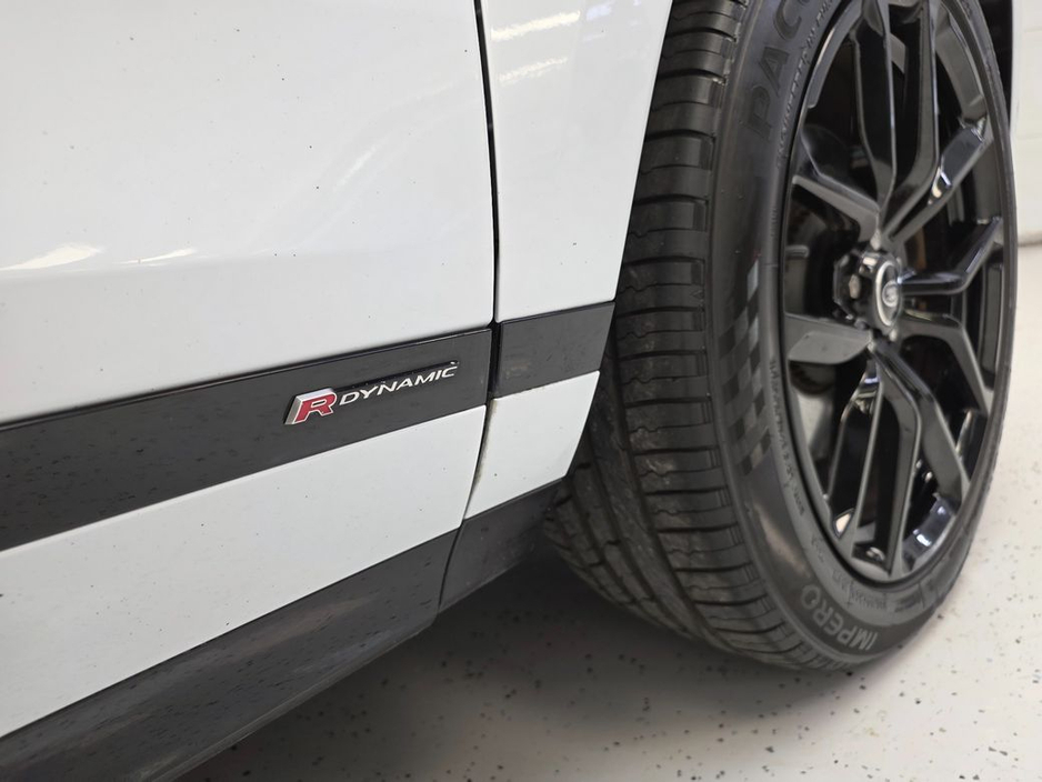 2021 Land Rover Range Rover Evoque - image 4