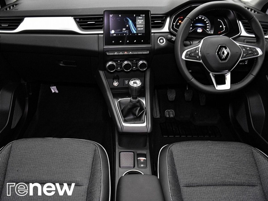 2024 Renault Captur - image 2