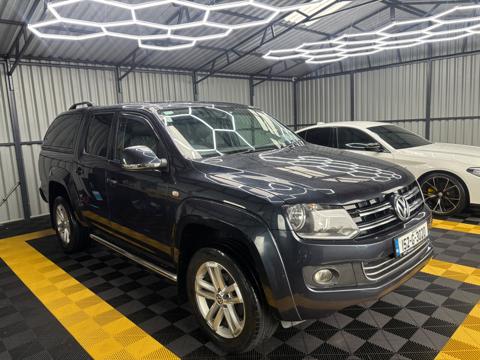 2015 Volkswagen Amarok - image 9