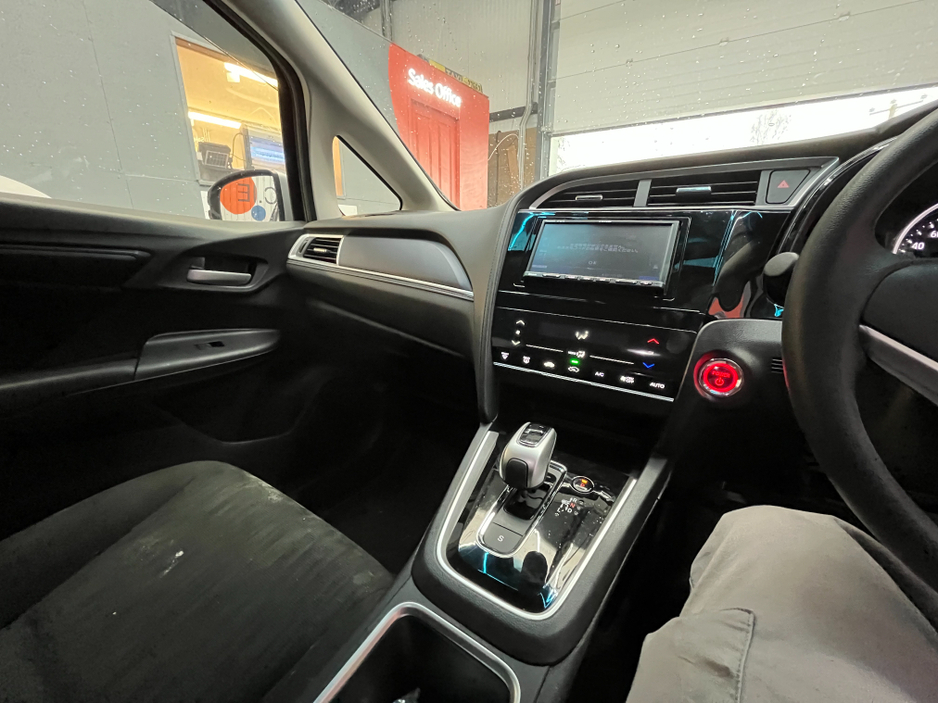 2022 Honda Shuttle €17950 2022 HONDA SHUTTLE HYBRID SENSING 1.5 AUTOMATIC / CRUISE CONTROL / REVERSE CAMERA AND MORE €17,950