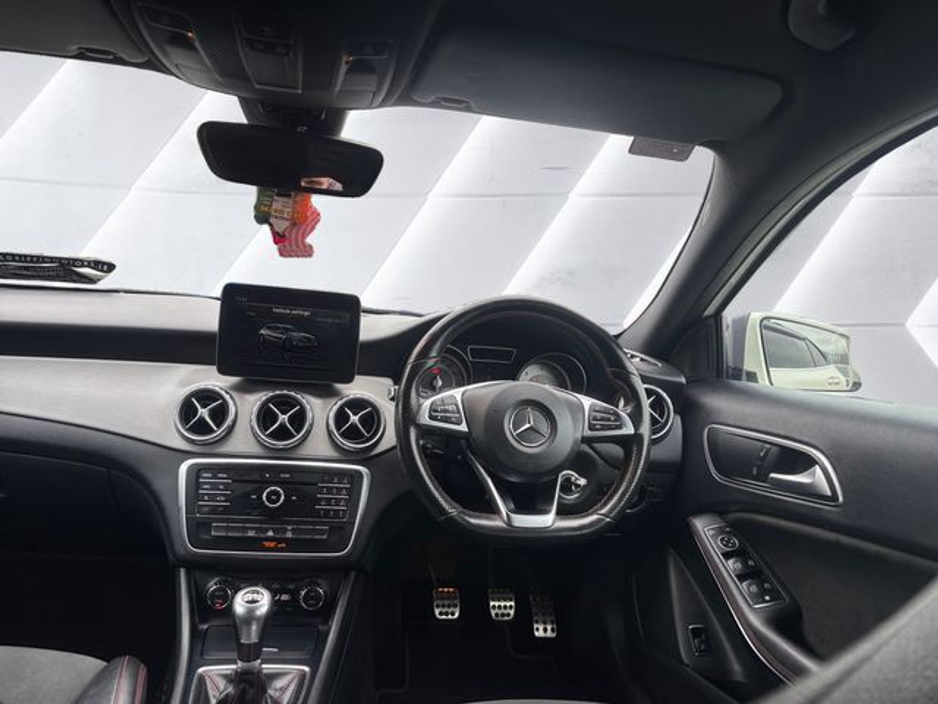 2016 Mercedes-Benz GLA Class - image 10