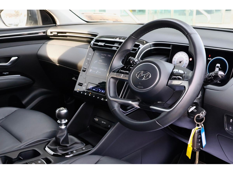 2023 Hyundai Tucson - image 9