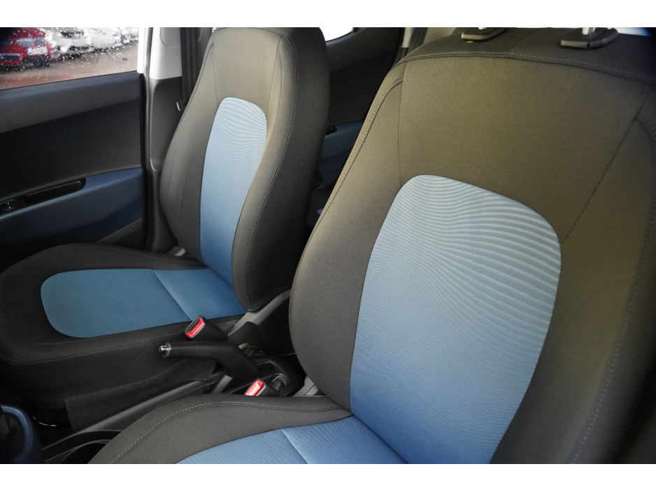 2019 Hyundai i10 - image 20