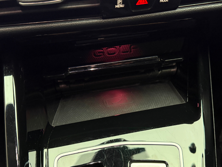 2024 Volkswagen Golf - image 18