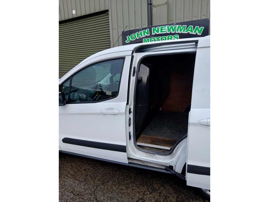 2017 Ford Transit Courier  €6,995