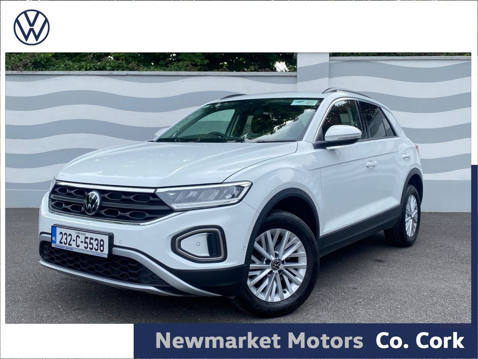 2023 Volkswagen T-Roc - image 13