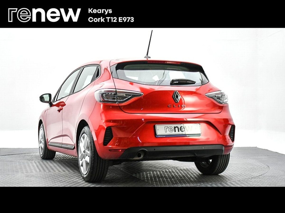 2025 Renault Clio - image 3
