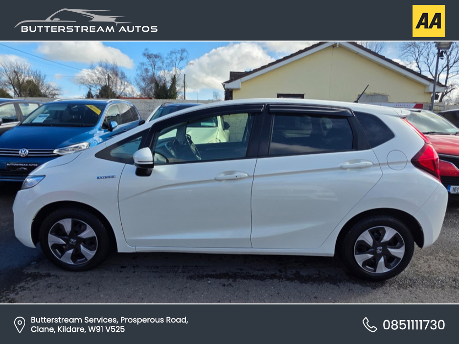 2016 Honda Fit - image 8