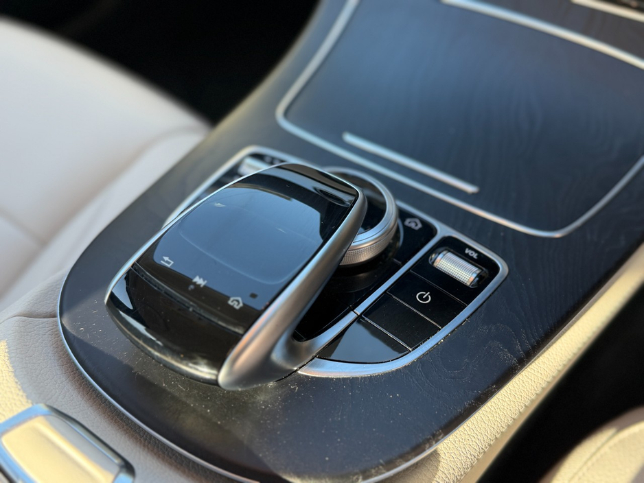 2019 Mercedes-Benz E Class - image 11