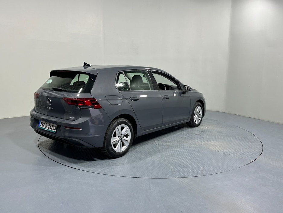 2023 Volkswagen Golf Automatic 1.0 Tsi €27,400