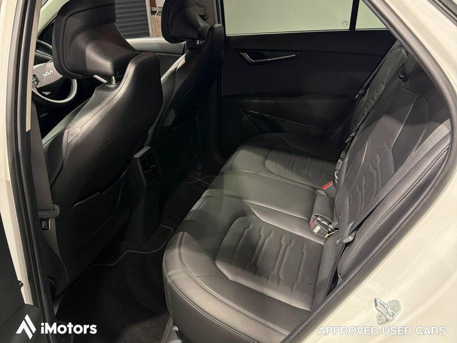 2025 Kia e-Niro - image 13