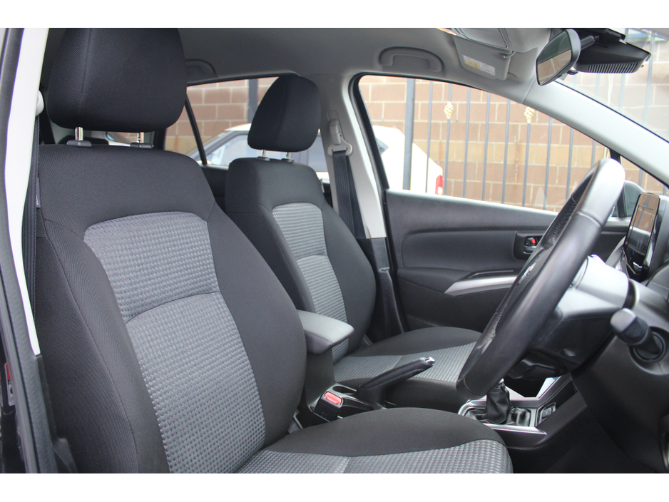 2023 Suzuki SX4 S-Cross - image 10