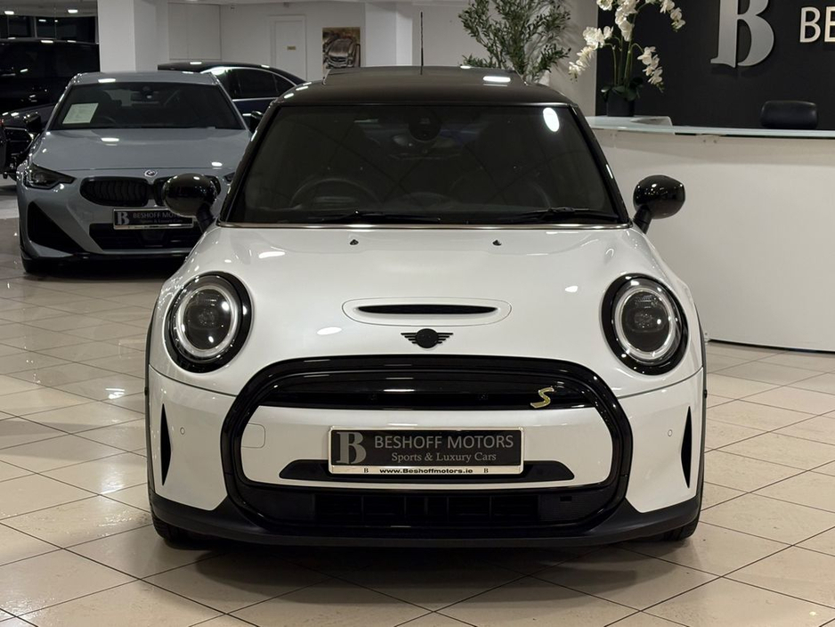 2024 MINI Hatch LEVEL 3 COOPER S=PAN ROOF//LOW MILES//AS NEW=FULL MINI SERVICE HISTORY=TAILORED FINANCE PACKAGES AVAILABLE=TRADE IN’S WELCOME €25,995