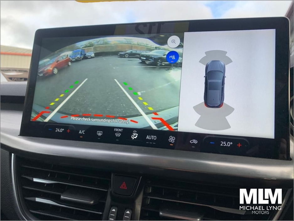 2024 Ford Focus Titanium 5D 1.0T 155 Mhev DC7 €28,495