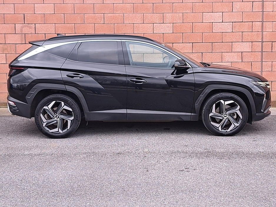 2022 Hyundai Tucson - image 4