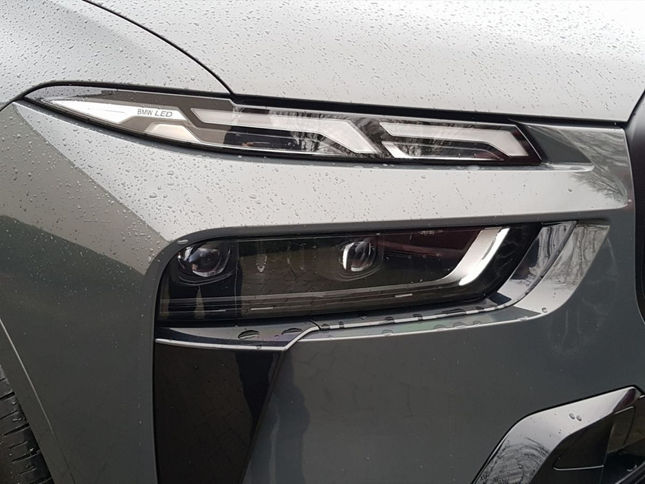 2025 BMW X7 xDrive40d M Sport €179,995