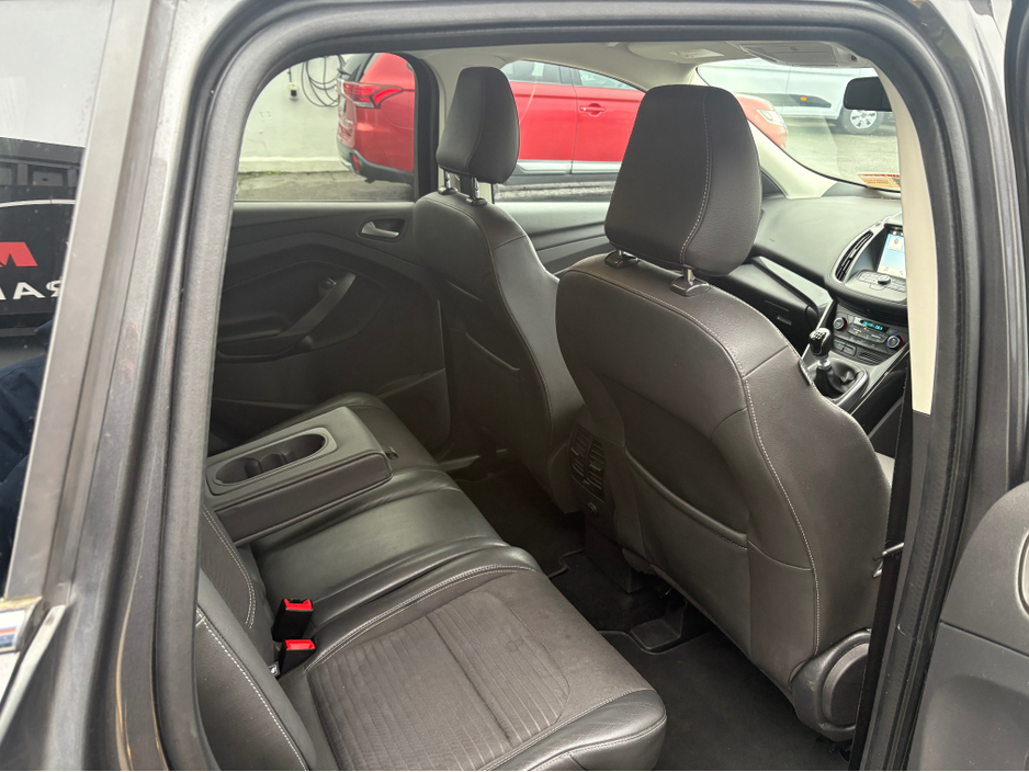 2018 Ford Kuga TITANIUM 1.5 TDCI 120PS F FWD 4DR €16,950