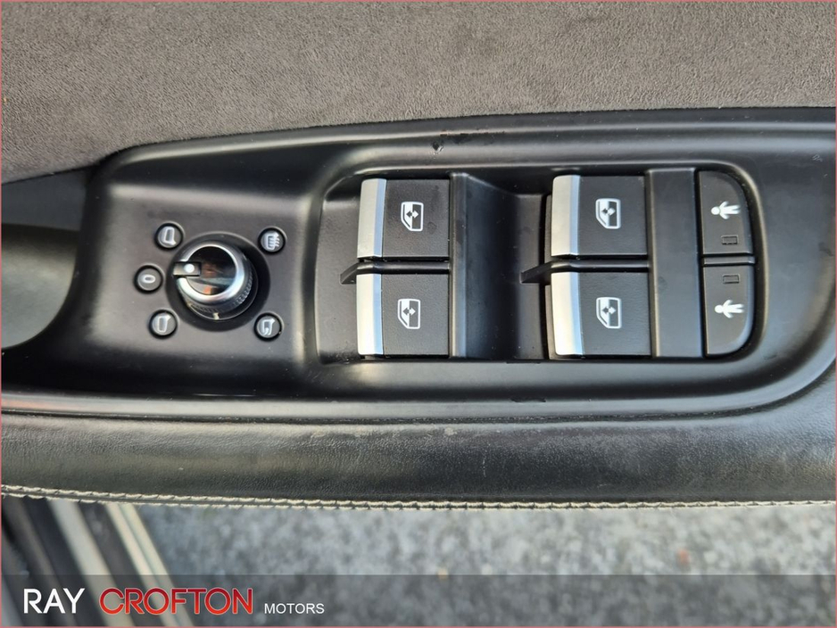 2017 Audi Q7 - image 16