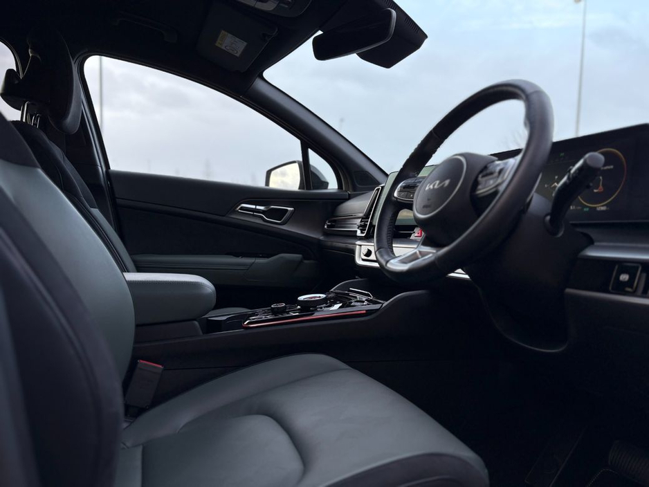 2025 Kia Sportage - image 12