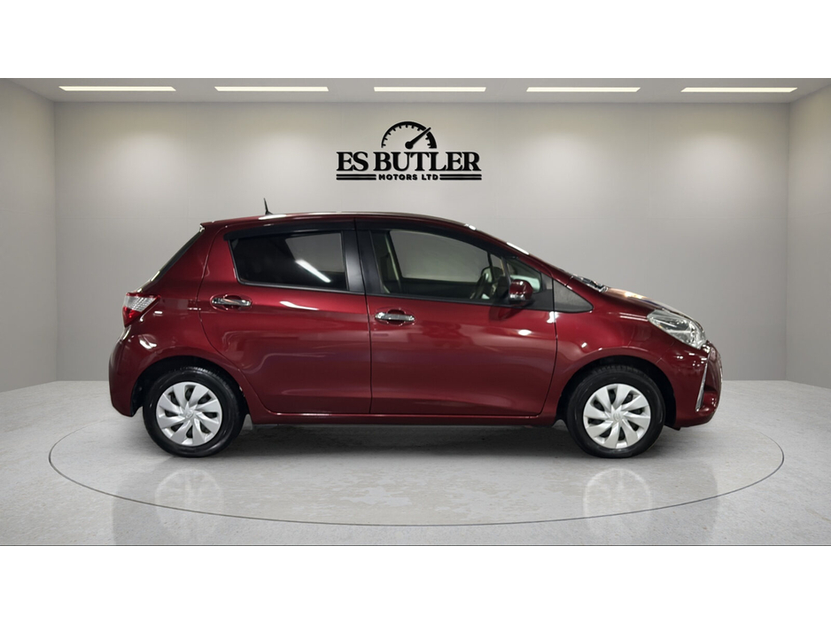 2018 Toyota Vitz  €11,900