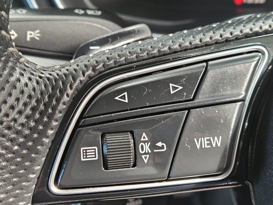 2020 Audi A4 - image 11