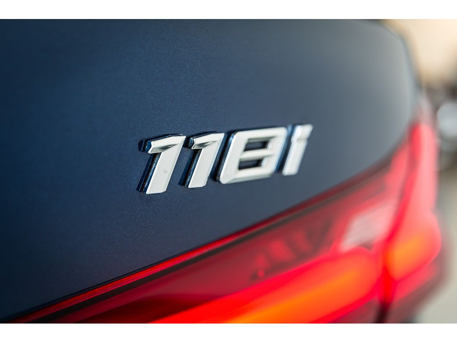 2022 BMW 1 Series - image 42