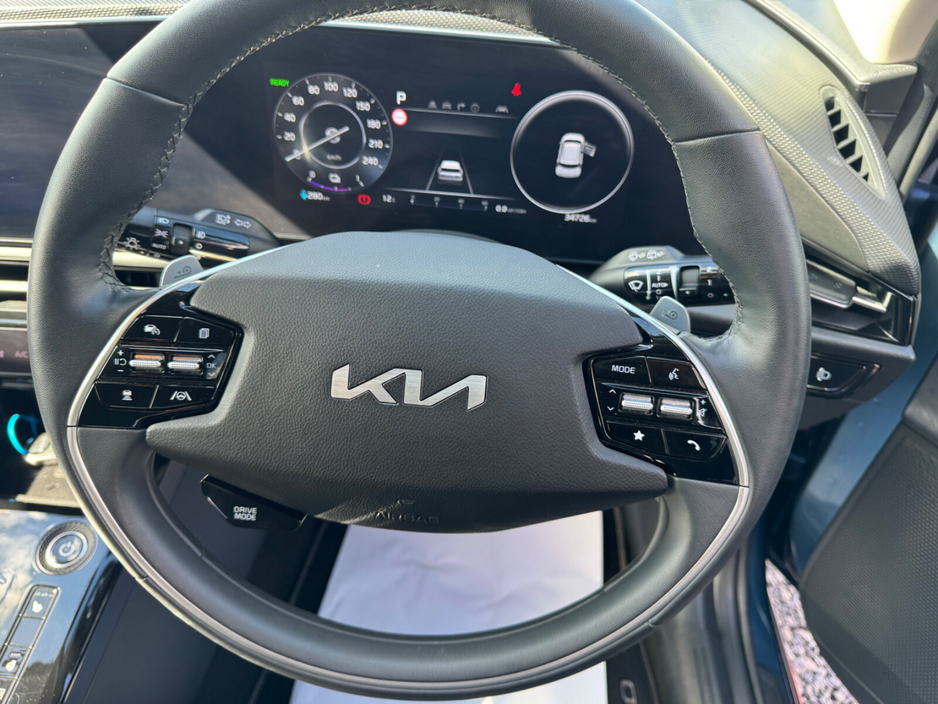 2023 Kia Niro - image 14
