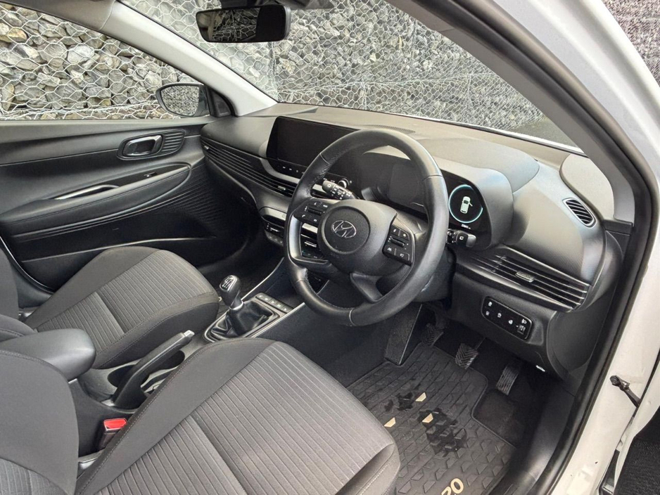 2022 Hyundai i20 PREMIUM MHEV T-GDI €18,956