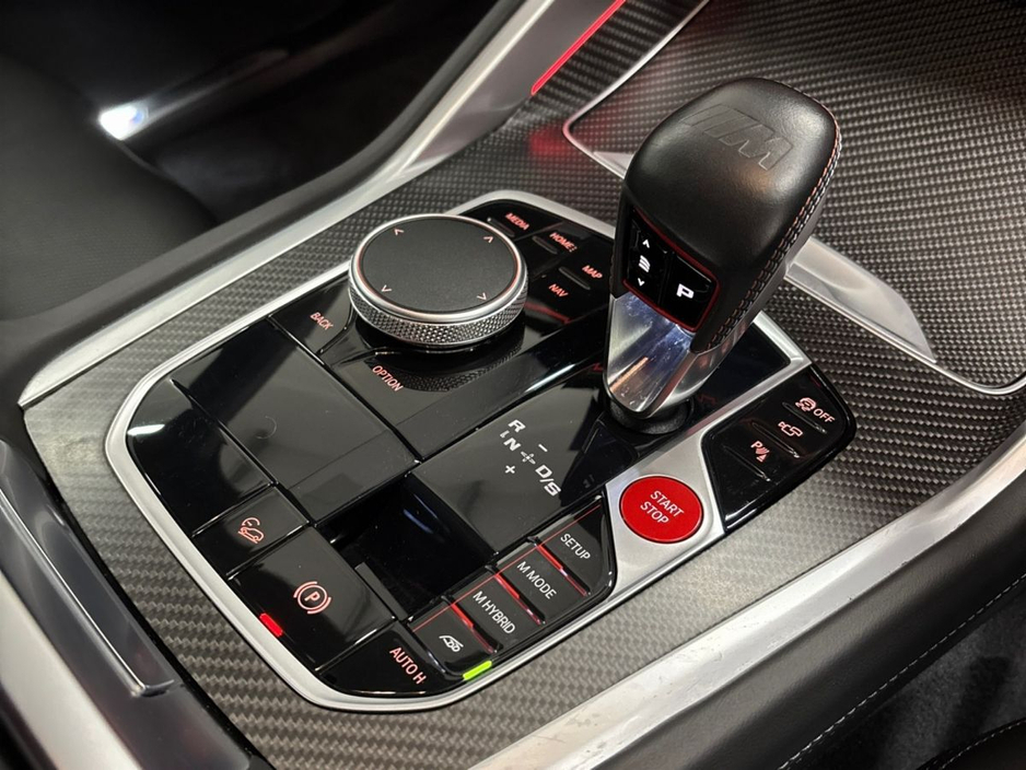 2025 BMW XM - image 10