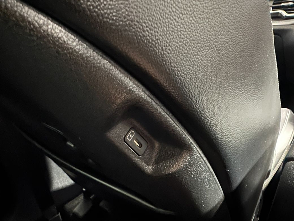 2023 Kia Sportage - image 25