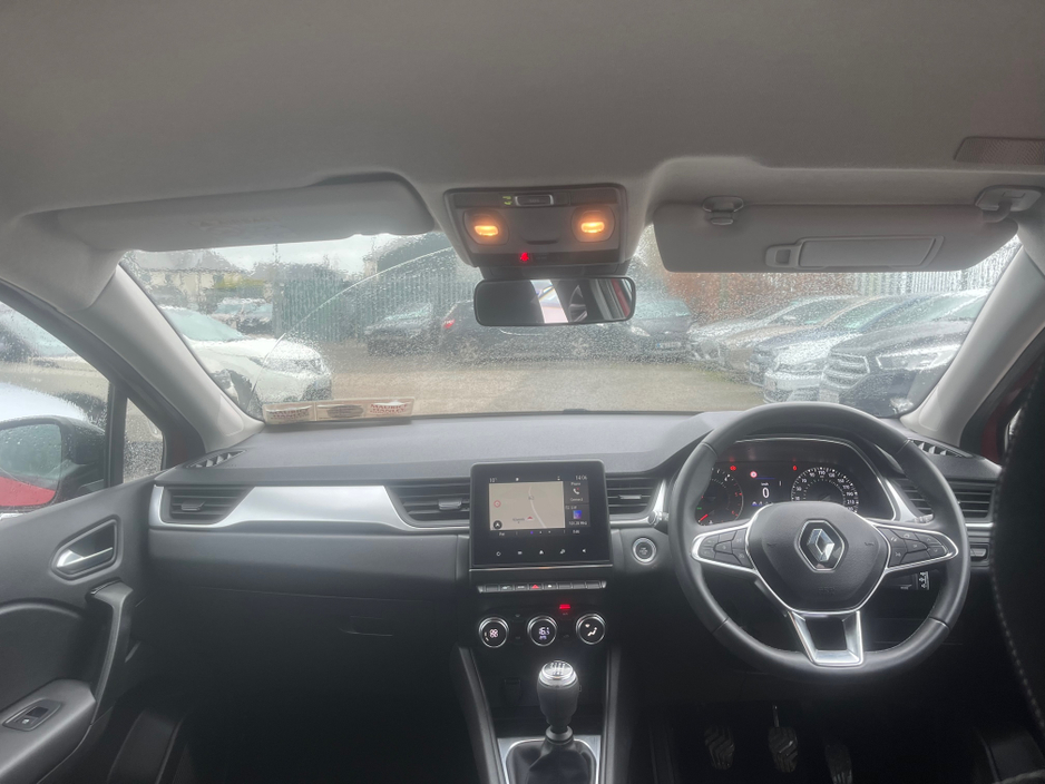 2021 Renault Captur - image 5