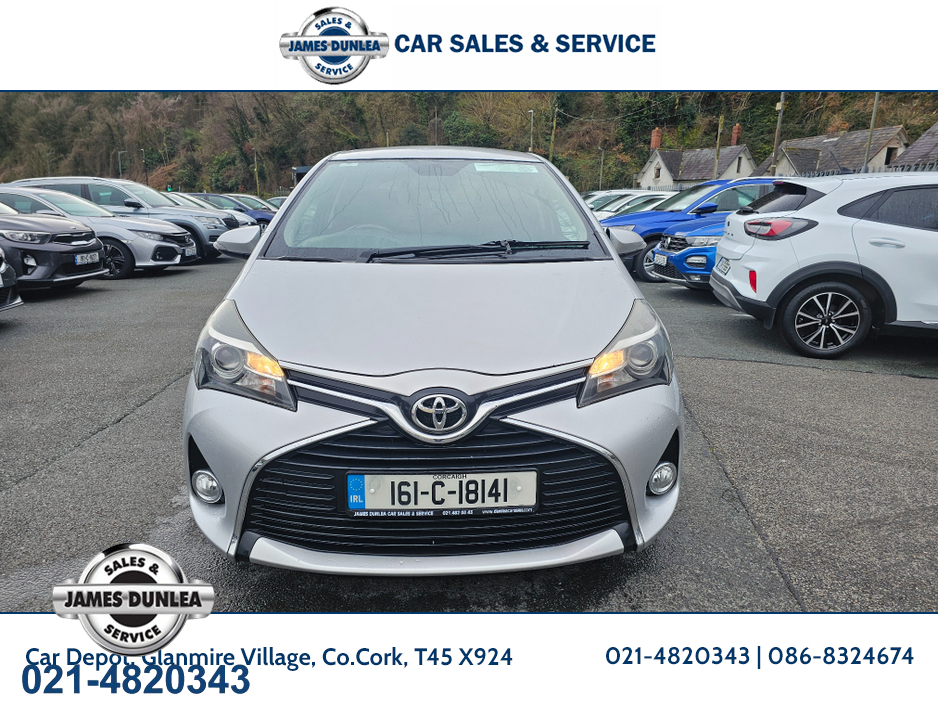 2016 Toyota Yaris - image 3