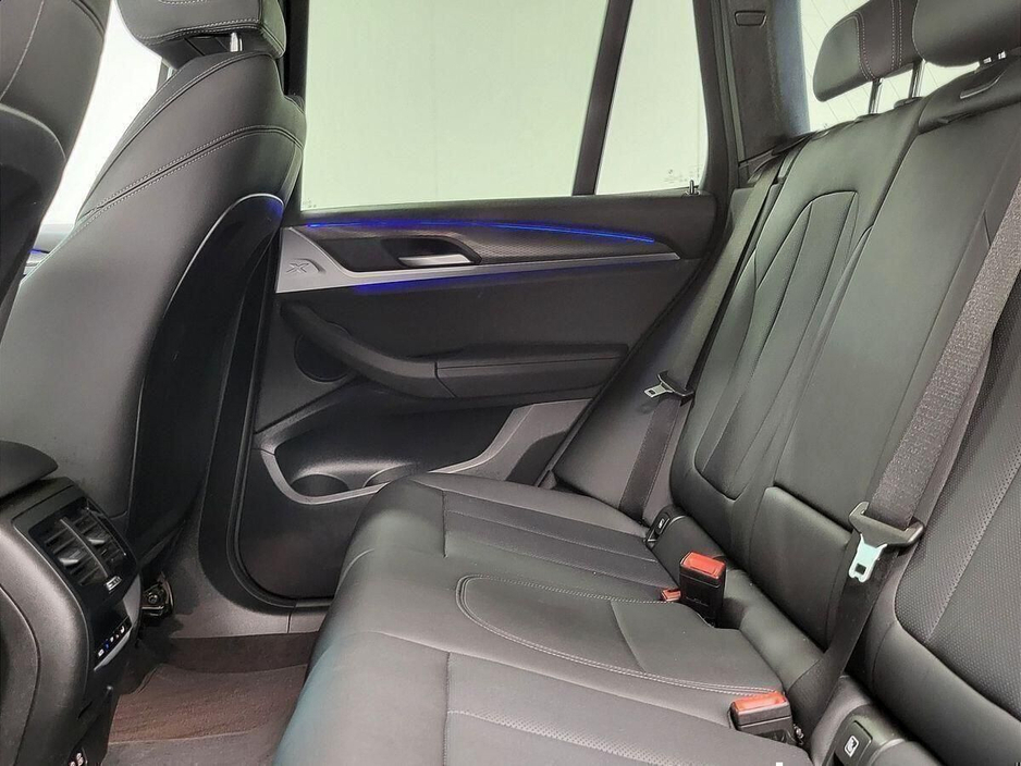2024 BMW X3 - image 11