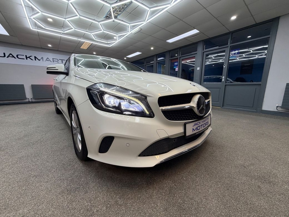 2016 Mercedes-Benz A Class - image 7