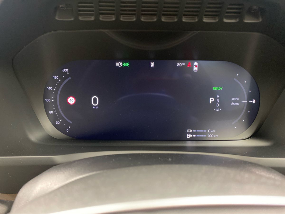 2025 Volvo XC90 - image 22