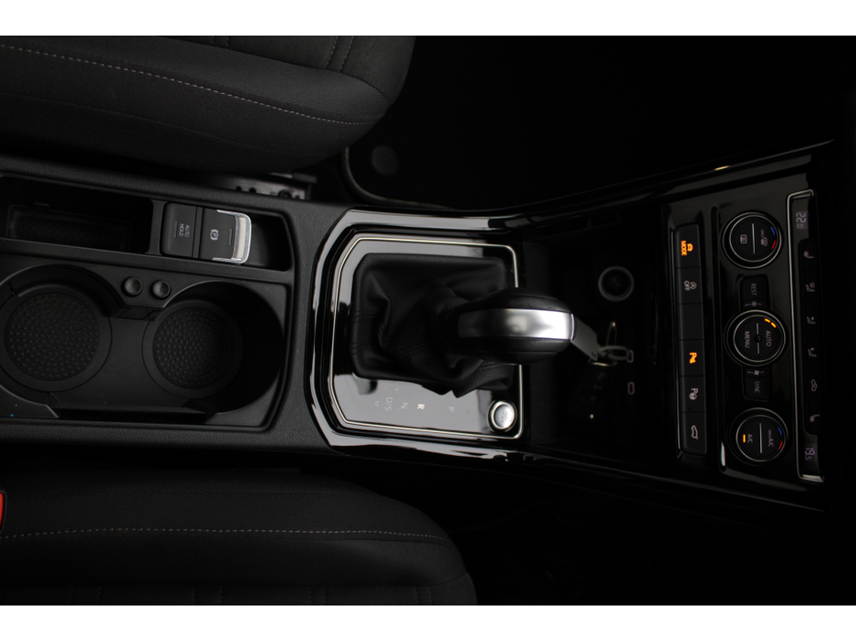 2021 Volkswagen Touran 2.0TDI HIGHLINE PLUS AUTO PAN ROOF  // UPGRADED ALLOYS // STUNNING CAR // BUY WITH CONFIDENCE AA AND SIMI APPROVED DEALER 2026 // FINANCE ARRANGED // ALL TRADE INS WELCOME // WELL WORTH VIEWING // €31,950