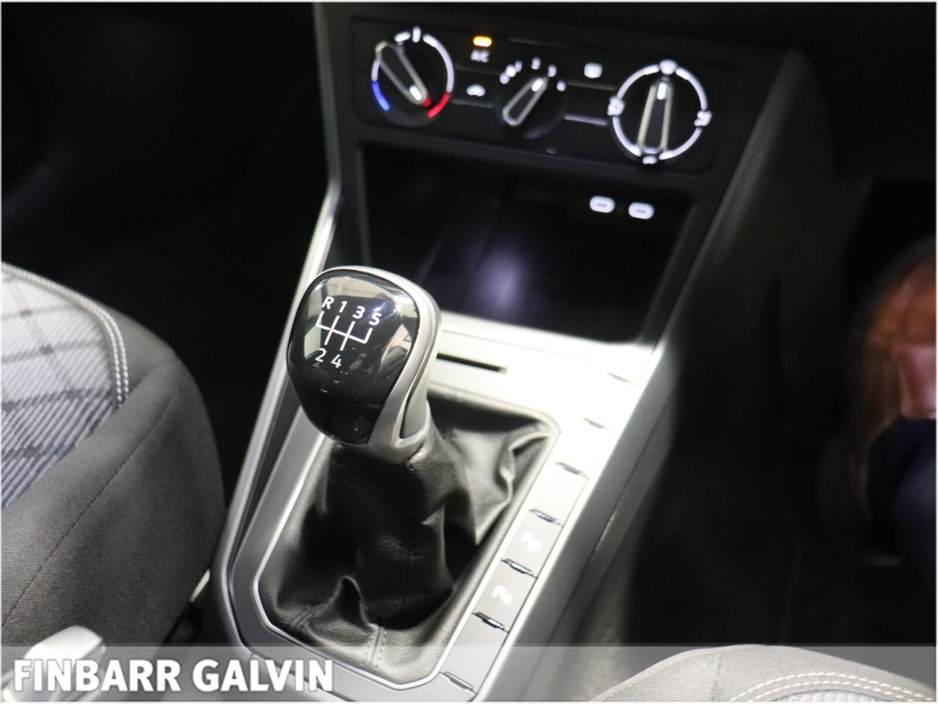 2025 Volkswagen Polo R-LINE 75 1.0 TSI 95HPM5F €25,750