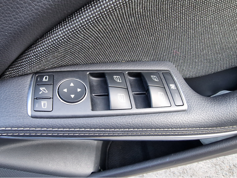 2018 Mercedes-Benz A Class - image 23