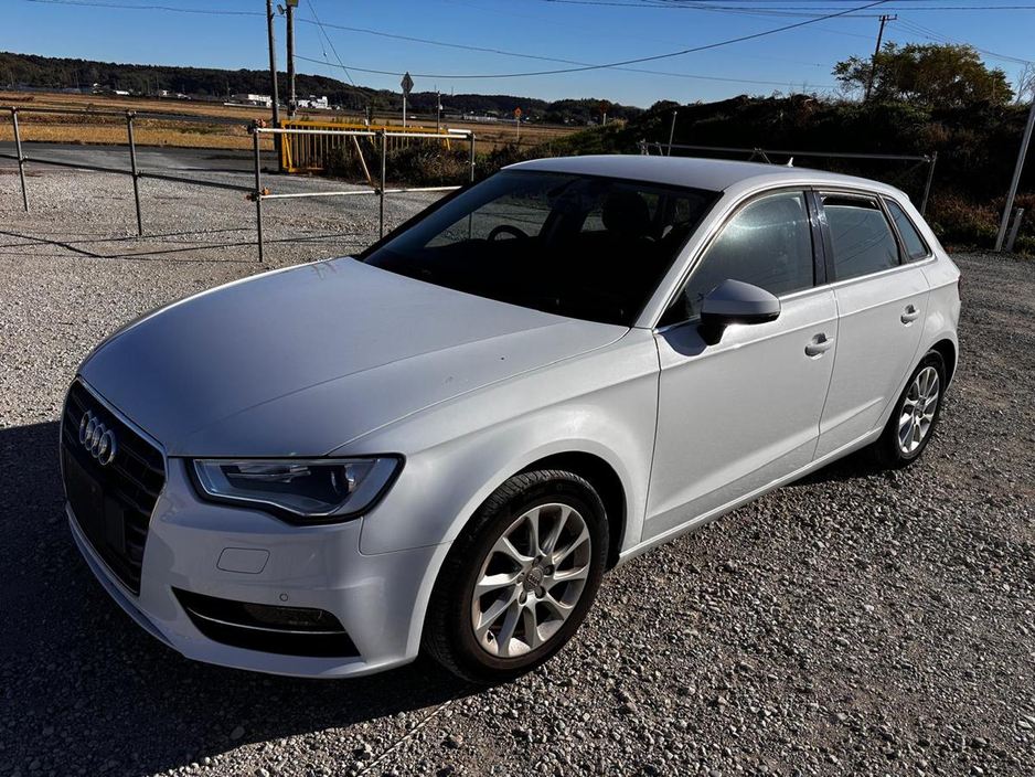 2013 Audi A3 - image 8