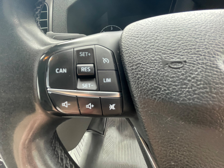 2023 Ford Transit Custom - image 15