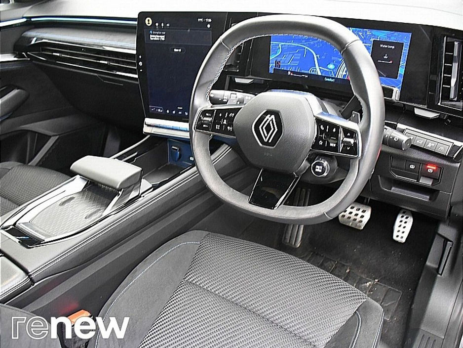 2024 Renault Austral E-TECH Hybrid 200 iconic esprit Alpine €39,900